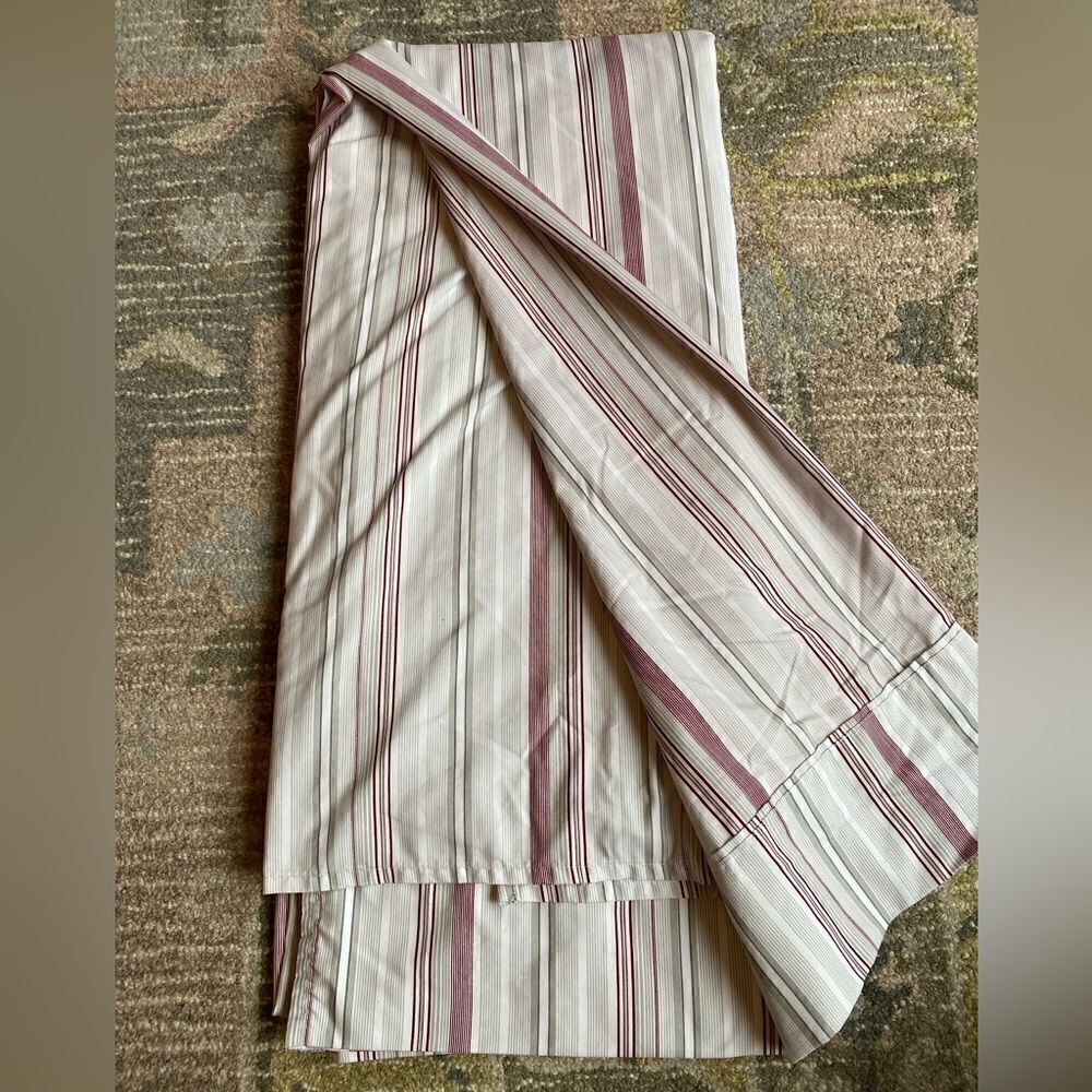 London Fog Candy Cane Stripes Design Bed Flat Top Sheet